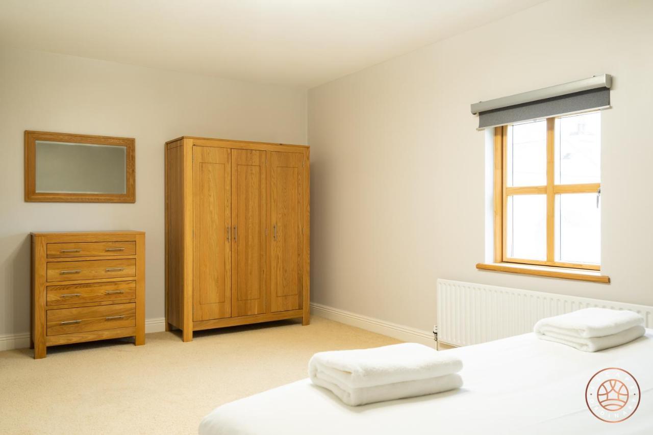 Ferienwohnung Escape Ordinary At Castle Hume Enniskillen Exterior foto