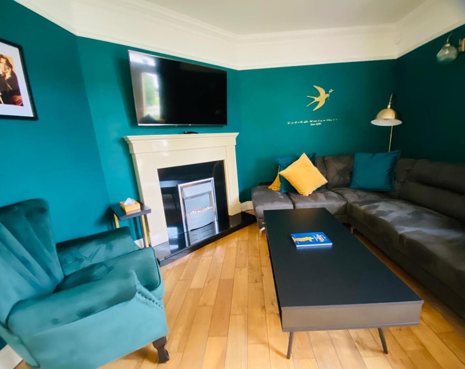 Ferienwohnung Escape Ordinary At Castle Hume Enniskillen Exterior foto